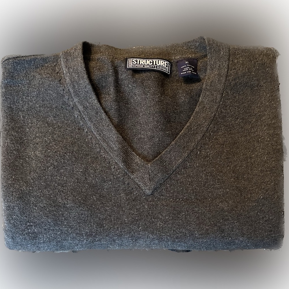 Men’s XL Structure gray v-neck pullover
